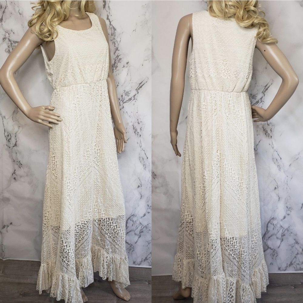 Solitaire Lace Bohemian Ruffle Sleeveless Maxi Dress Size: L